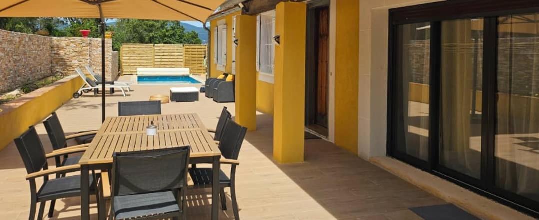 Magnifique Villa Avec Piscine, Sauna Et Hammam La Crau Exterior photo