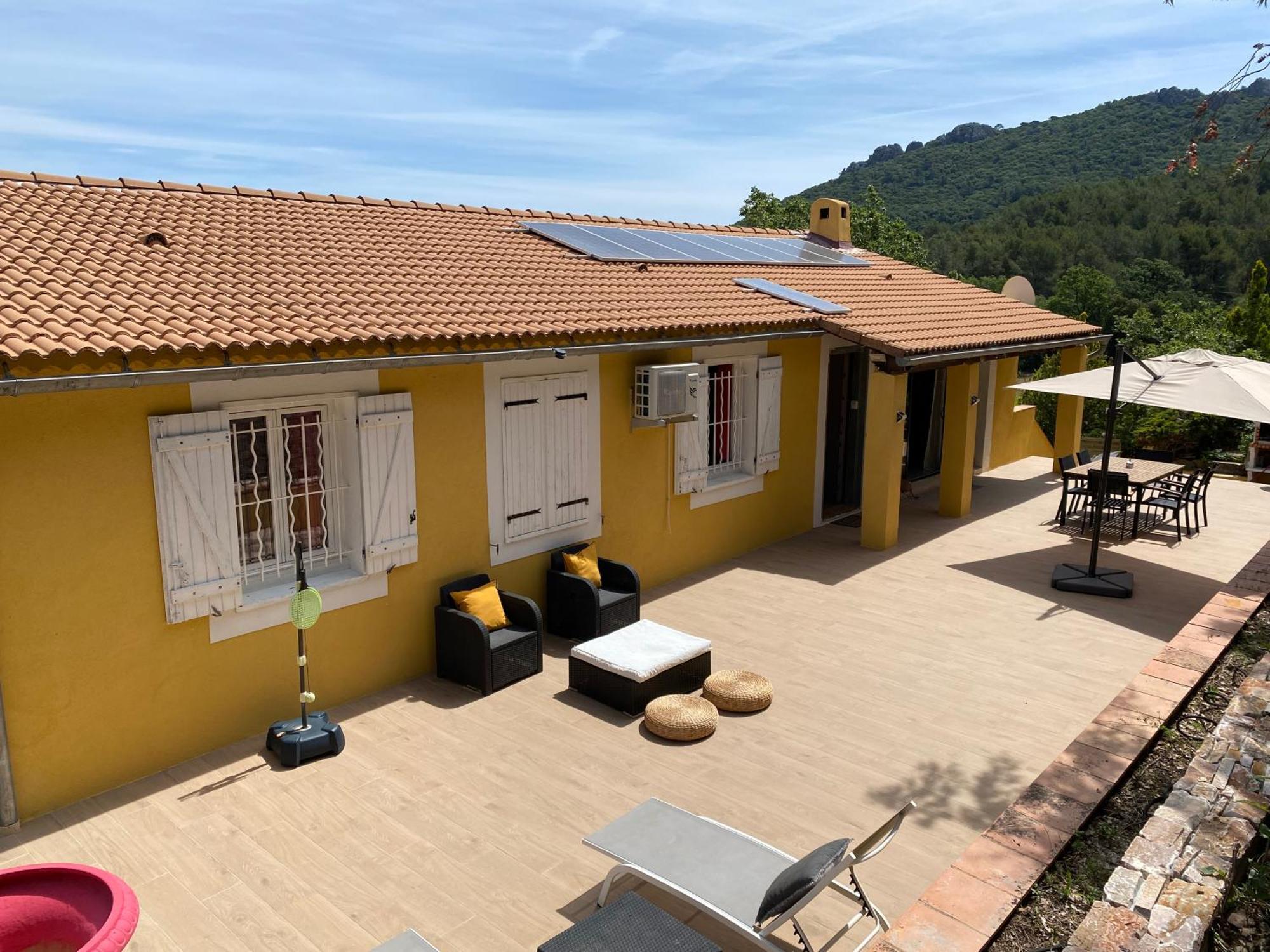 Magnifique Villa Avec Piscine, Sauna Et Hammam La Crau Exterior photo